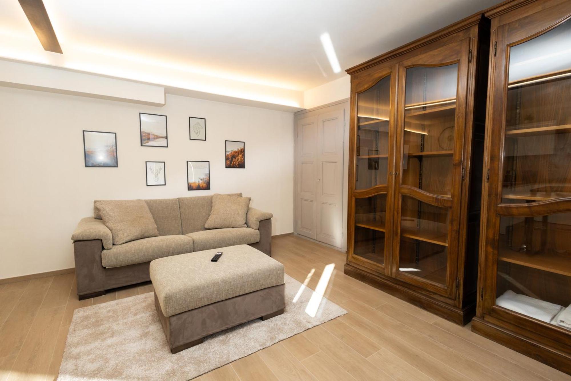 Maison Aubert In Centro Storico Aosta Bagian luar foto