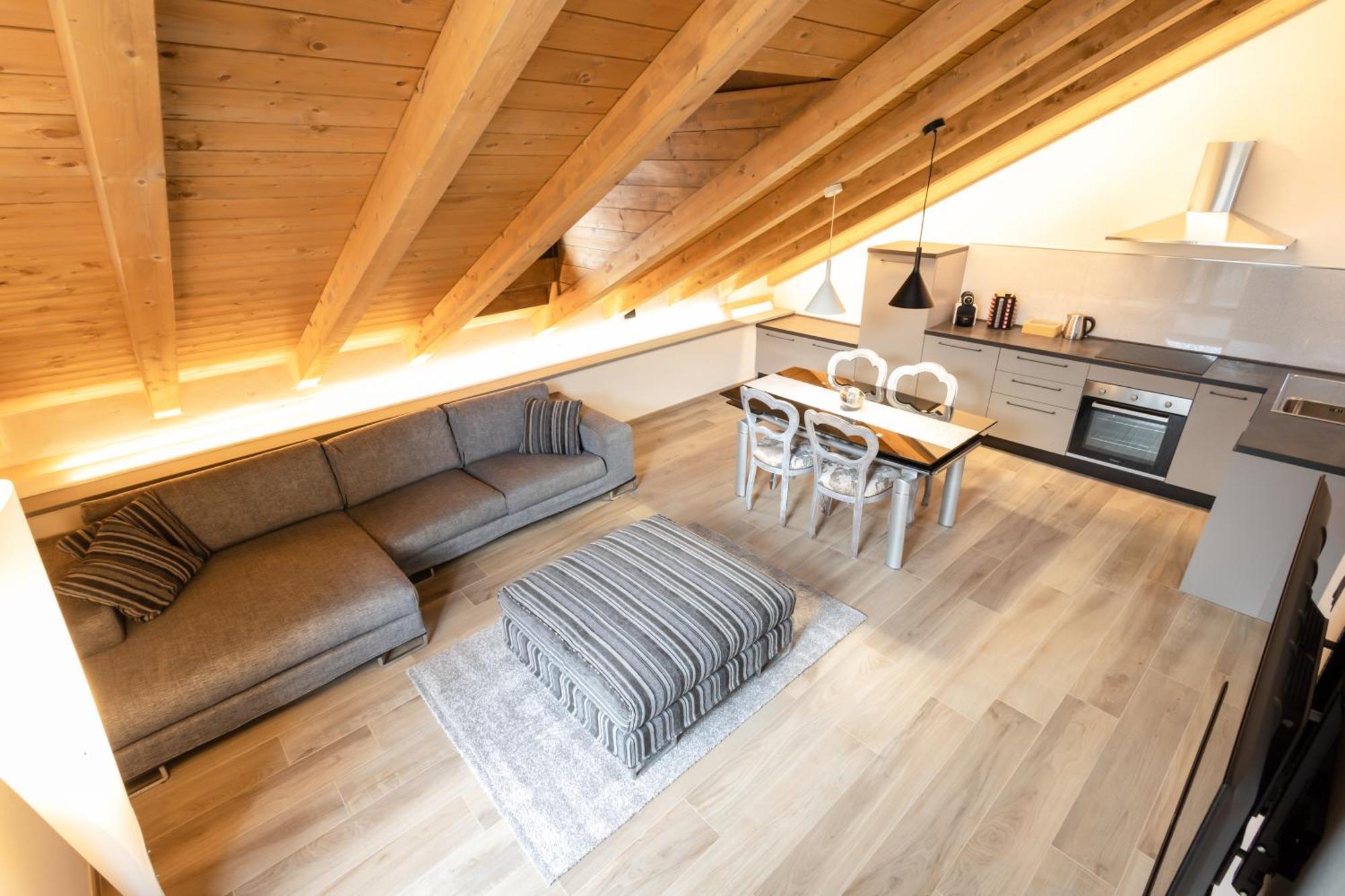 Maison Aubert In Centro Storico Aosta Bagian luar foto