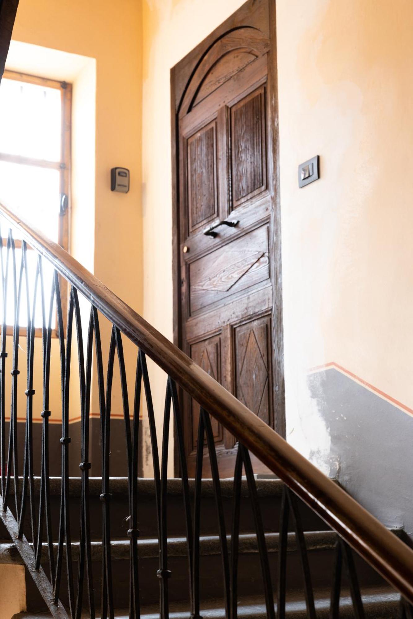 Maison Aubert In Centro Storico Aosta Bagian luar foto