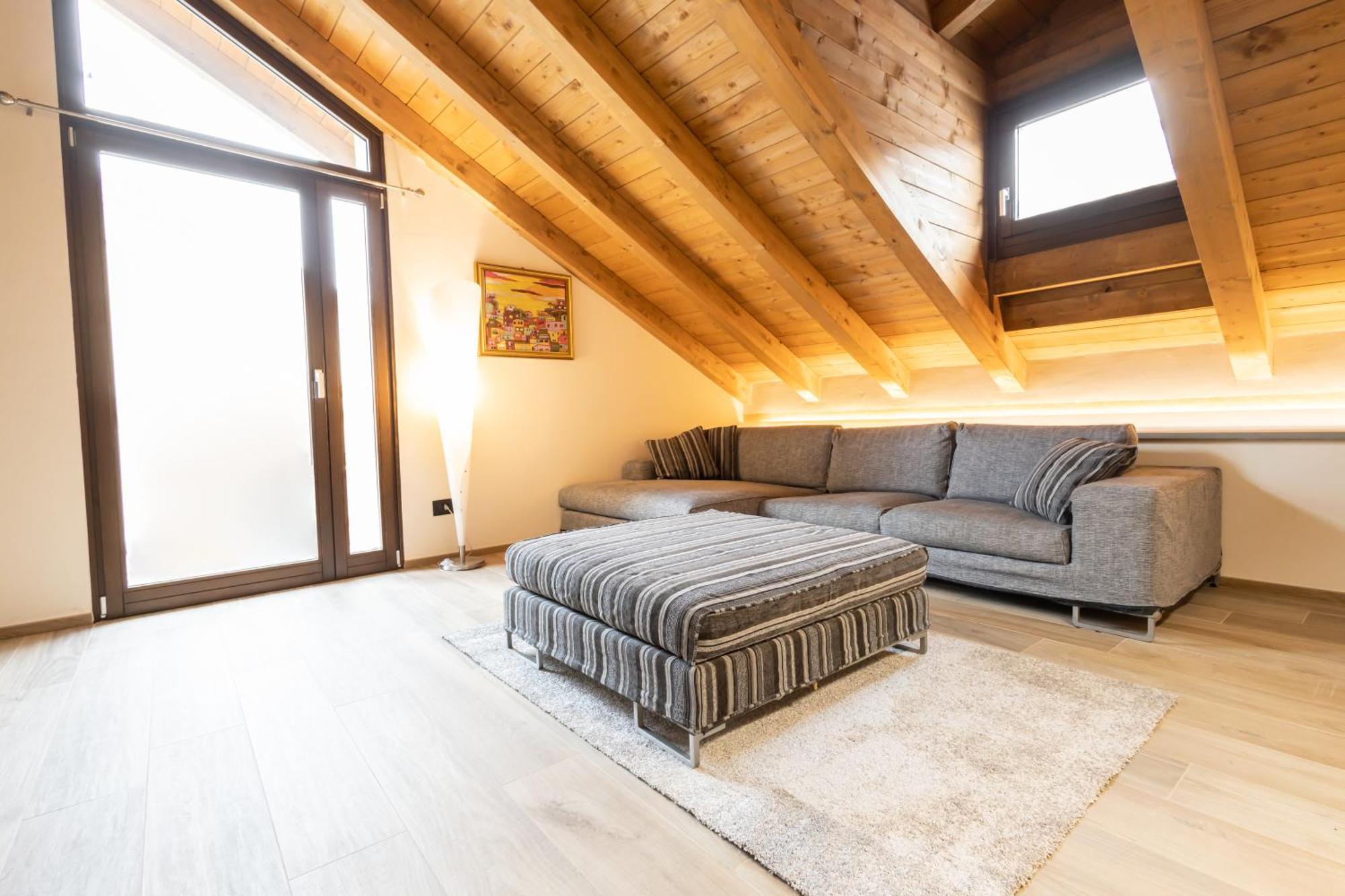 Maison Aubert In Centro Storico Aosta Bagian luar foto
